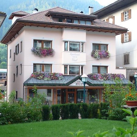 Appartements Tlusel โอติเซ ภายนอก รูปภาพ