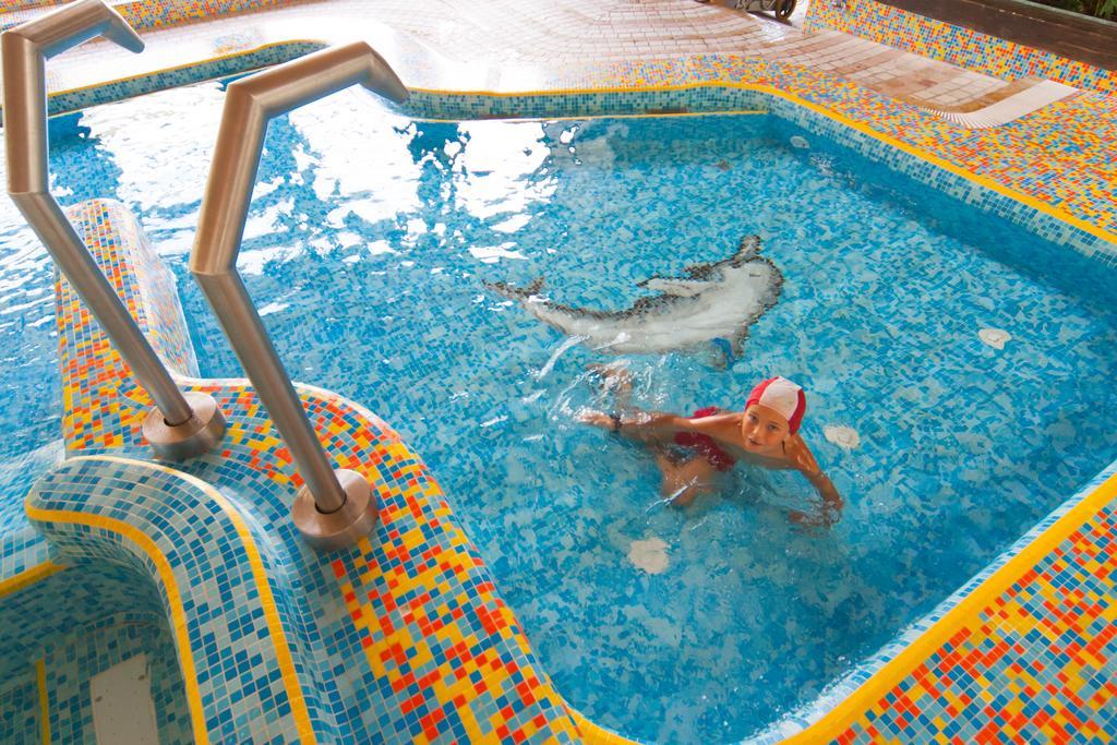 Appartements Tlusel โอติเซ ภายนอก รูปภาพ