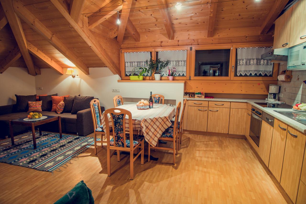 Appartements Tlusel โอติเซ ภายนอก รูปภาพ